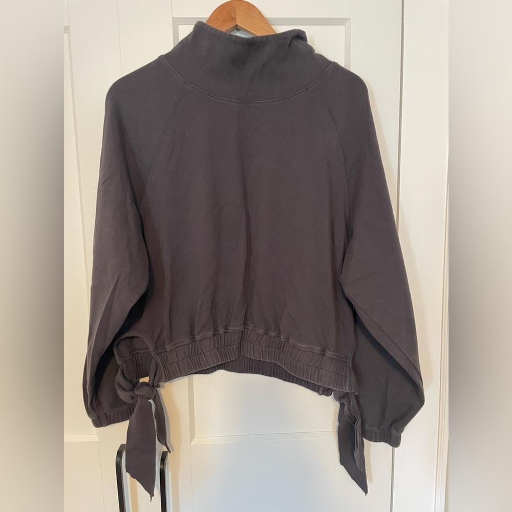 UGG distressed black set